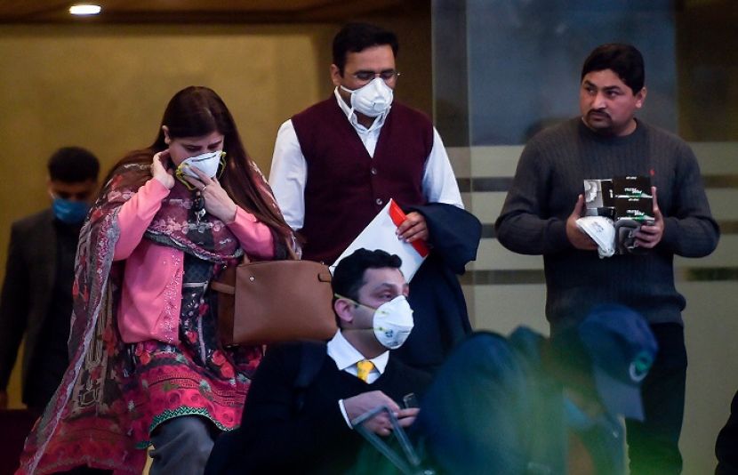 کورونا وائرس سے بچاوَ کے لیے حکومت پنجاب کا بڑا فیصلہ، اضافی فنڈز جاری کر دیے