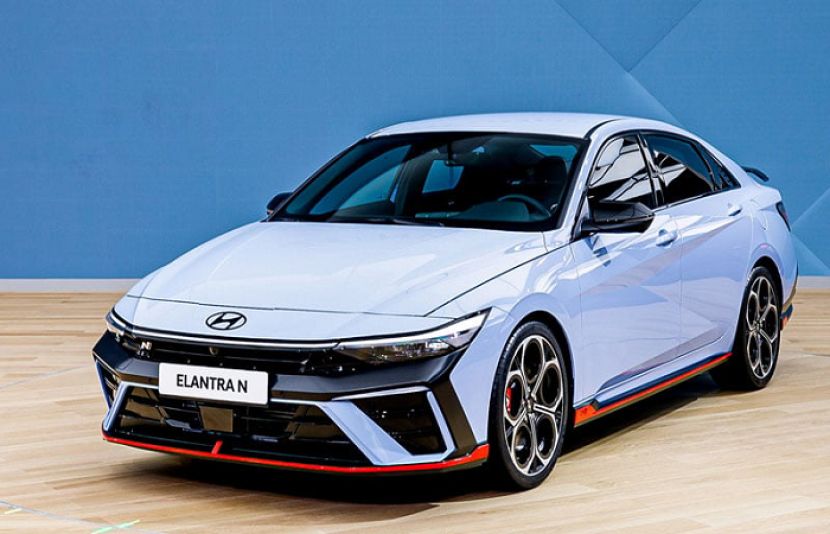 ہنڈائی پاکستان نے اپنی مقبول سیڈان گاڑی ایلانٹرا 2.0 لمیٹڈ ایڈیشن باضابطہ طور پر متعارف کرا دی ہے