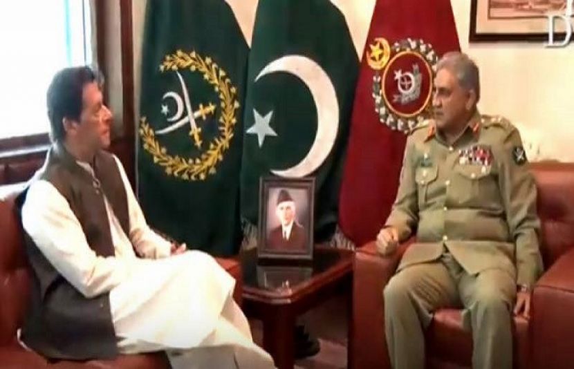 وزیراعظم عمران خان سے آرمی چیف جنرل قمر جاوید باجوہ کی ملاقات