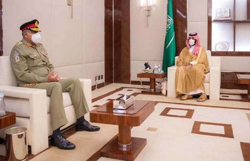 جنرل قمر جاوید باجوہ کی سعودی ولی عہد سے ملاقات، خطے میں قیام امن  پر بھی تبادلہ خیال