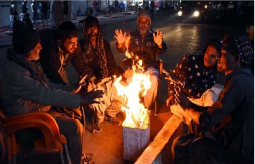 شہرِ قائد ان دنوں شدید سرد موسم کی لپیٹ میں ہے جہاں کم سے کم درجہ حرارت 6 ڈگری تک ریکارڈ کیا گیا