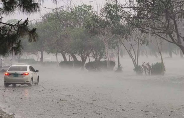 محکمہ موسمیات کے مطابق 31 جولائی سے 2 اگست تک کراچی میں وقفے وقفے سے بارش متوقع ہے
