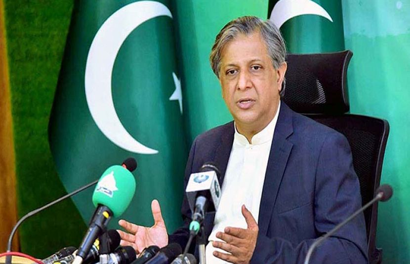 چیف آف ڈیفنس فورسز کا نوٹیفکیشن کسی بھی لمحے آجائے گا، اعظم نذیر تارڑ