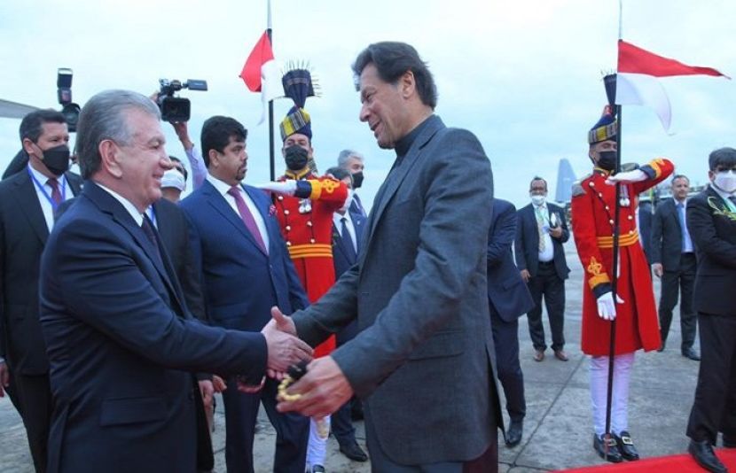 ازبکستان کے صدر شوکت مرزایوف دو روزہ دورے پر اسلام آباد پہنچ گئے