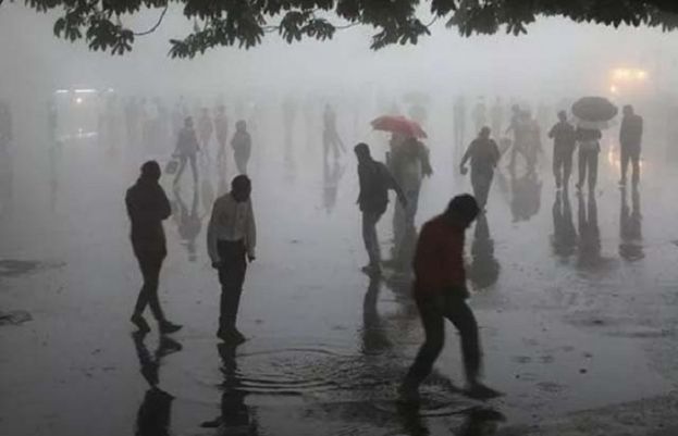 بھارت میں طوفانی بارش اور مٹی کے طوفان سے 100 افراد ہلاک