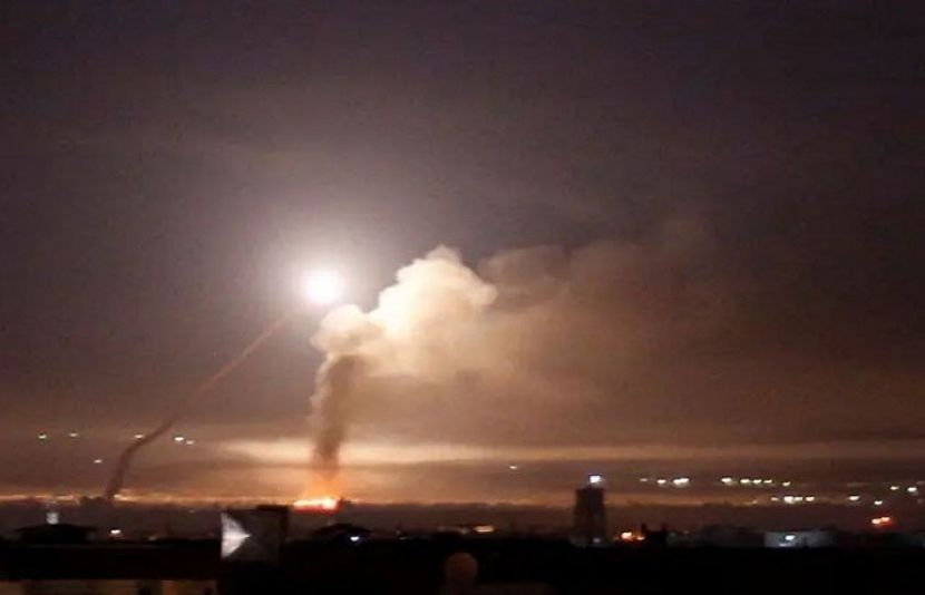 اسرائیلی لڑاکا طیاروں کی غزہ کی پٹی پر حماس کے ٹھکانوں پر بمباری