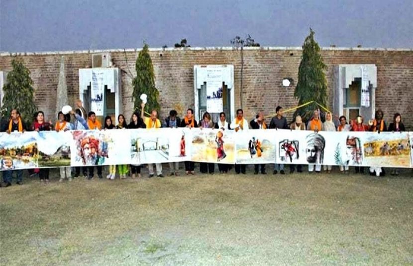 پاکستان و بیرون ممالک کے مصوروں نے طویل پینٹنگ بنانے کا ریکارڈ بنالیا
