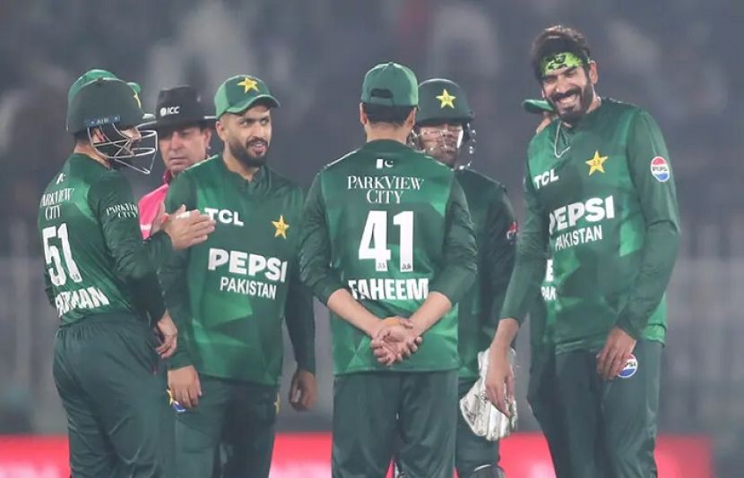 پاکستان نے زمبابوے کو شکست دے کر سہ ملکی ٹی ٹوئنٹی سیریز کے فائنل میں جگہ بنالی