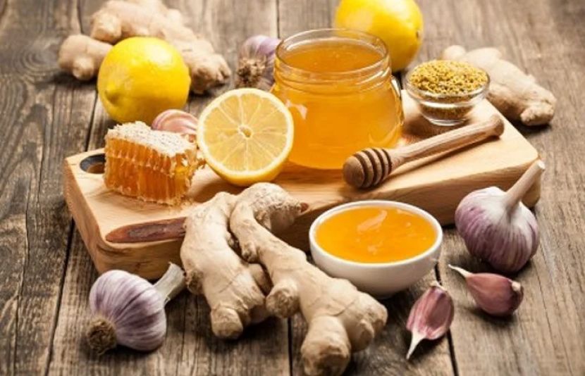 لہسن اور شہد قدرتی اجزاء ہیں جو صدیوں سے صحت کے لیے استعمال ہوتے آئے ہیں
