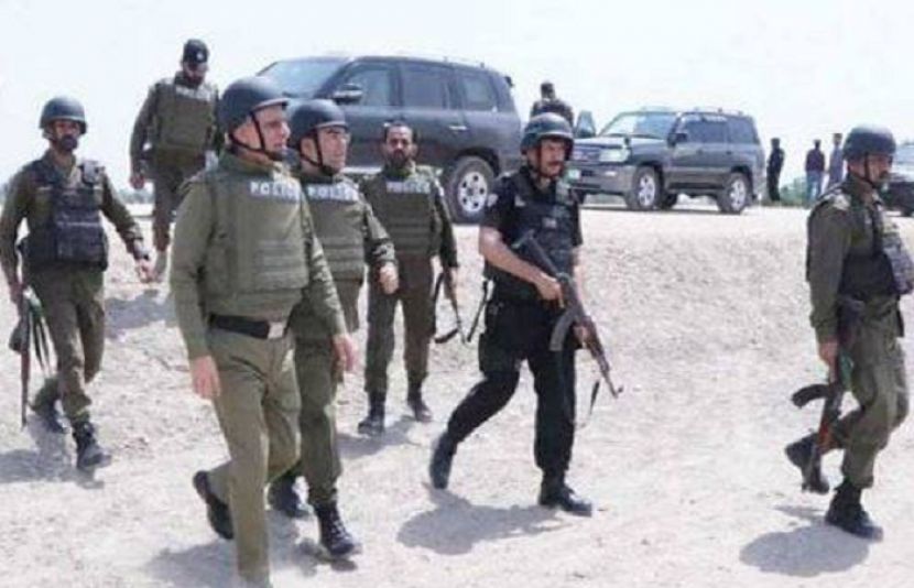 کچے کے علاقے میں ڈاکوؤں کا حملہ