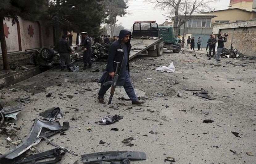 کابل میں وزارت خارجہ کی عمارت کے سامنے دھماکا