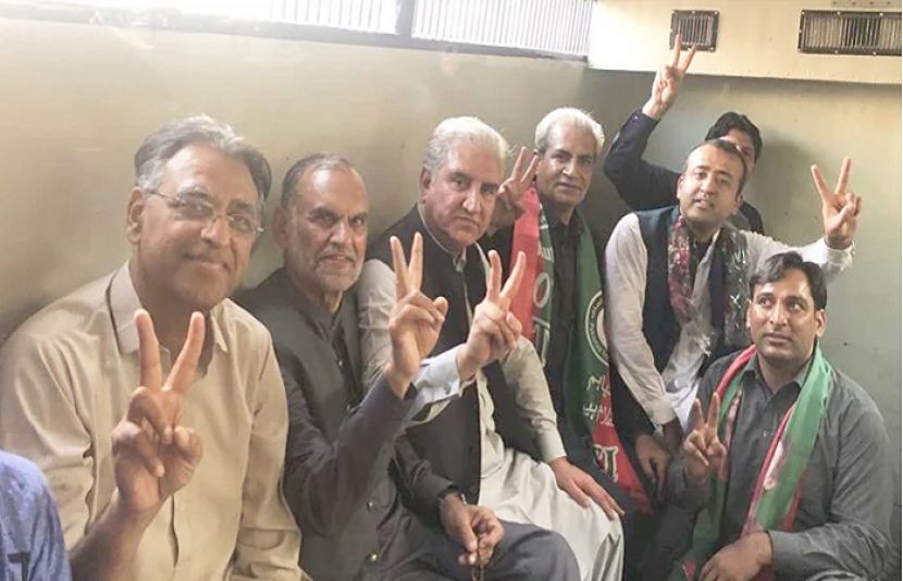 جیل بھرو تحریک میں گرفتاریاں دینے والے پی ٹی آئی رہنما