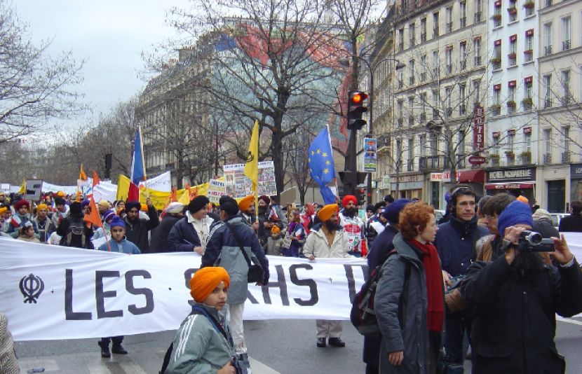 سکھوں کا پیرس میں بھارت کے خلاف احتجاجی مظاہرہ