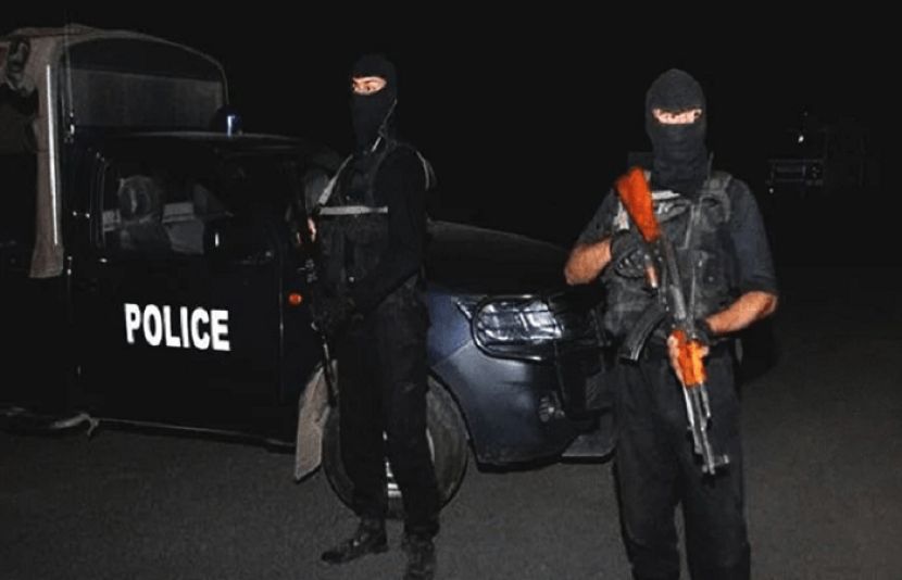 کوہاٹ میں دہشتگردوں کا حملہ، پولیس اہلکاروں سمیت 4 افراد شہید
