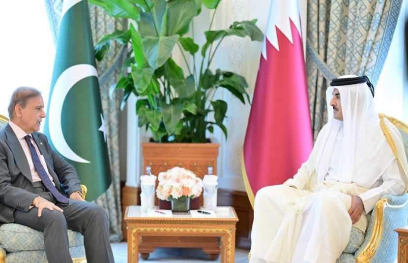 وزیراعظم کی قطر آمد، اسرائیلی حملے پر قطری قیادت اور عوام کے ساتھ اظہاریکجہتی