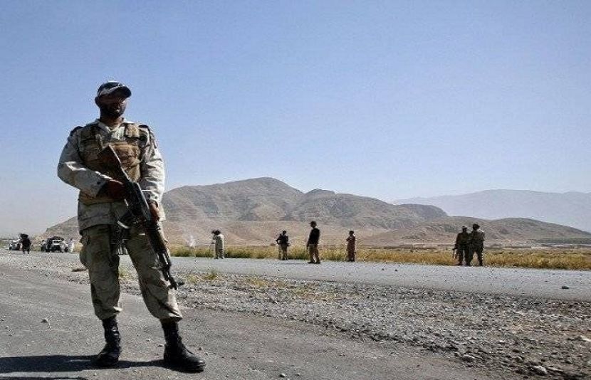 بلوچستان کے علاقے آواران میں سیکیورٹی فورسز سے مقابلے کے دوران 7 دہشت گرد ہلاک ہوگئے۔