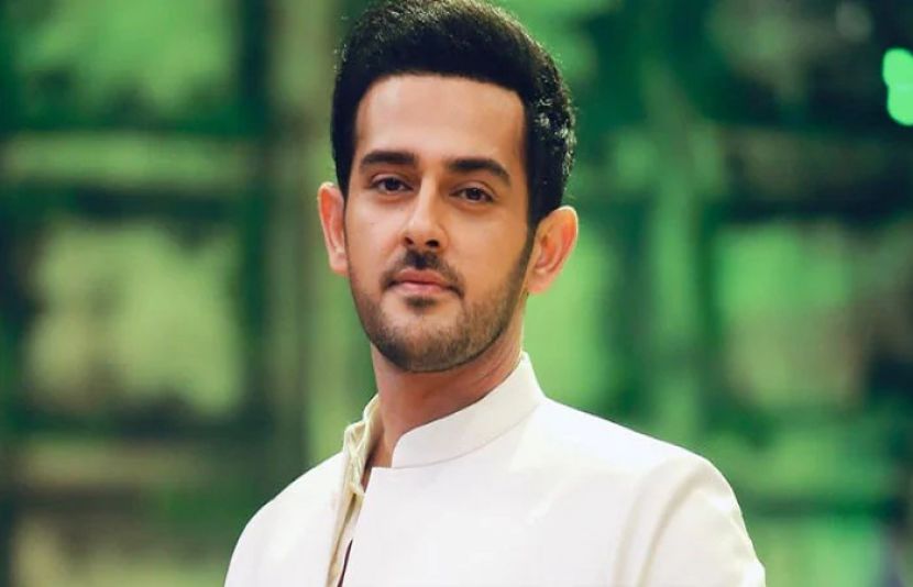 اذان سمیع خان کی جانب سے بیوی کے بارے میں وضاحت جاری