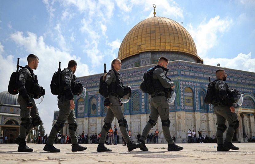 اسرائیل نے ماہ رمضان میں فلسطینیوں کو مسجد اقصیٰ میں داخلے سے روک دیا