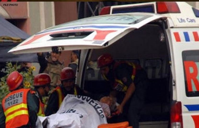 موٹروے ایم ون پر مسافر بس حادثے کا شکار، 11 افراد جاں بحق 