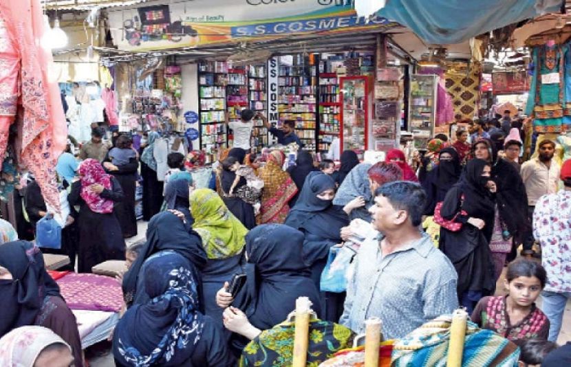کراچی: مارکیٹیں رات ساڑھے 8، شادی ہال اور ریستوران 10 بجے بند کرنے کی ہدایت