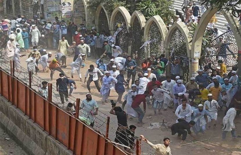مودی کی بنگلہ دیش آمد پر شدید احتجاج