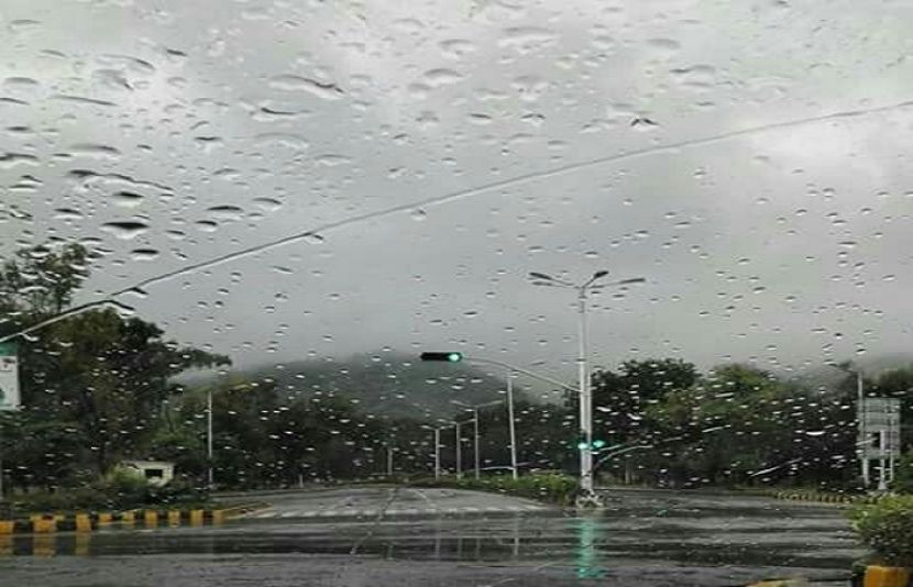 اسلام آباد اور راولپنڈی میں موسلادھار بارش،  سڑکیں تالاب کا منظر پیش کرنے لگیں