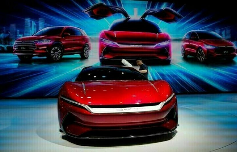 بی وائی ڈی کی الیکٹرک کار پاکستان میں متعارف کروانے کی تیاری جاری ہے۔