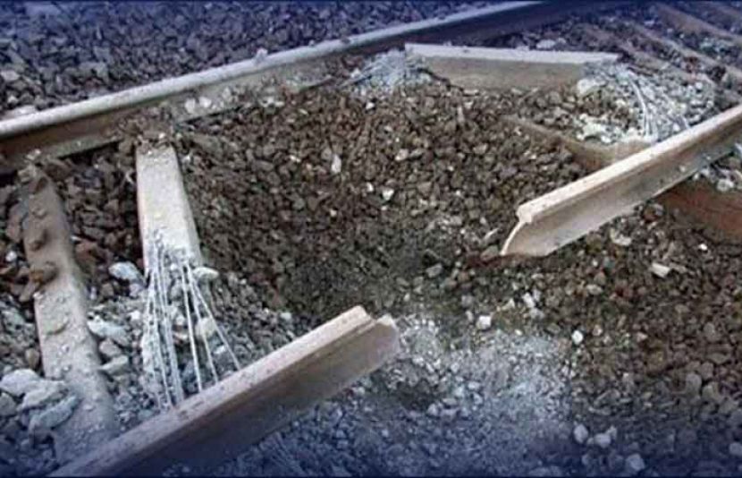 نصیرآباد میں ریلوے پٹری پر دھماکا، ٹریک کو نقصان پہنچا