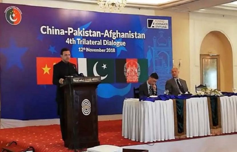پاکستان، چین اور افغانستان کا اقتصادی ترقی کے لئے روابط بڑھانے کا عزم