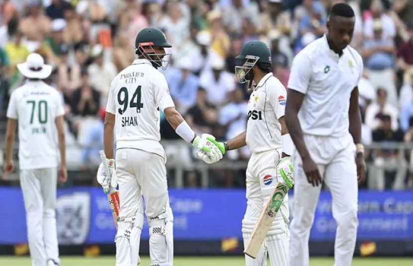 پہلا ٹیسٹ: دوسرے روز پاکستان پہلی اننگز میں 378 رنز بنا کر آوٹ