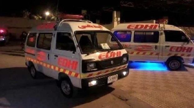 کراچی:فلیٹ سے 3خواتین کی لاشیں برآمد، ایک مرد کی حالت ناساز