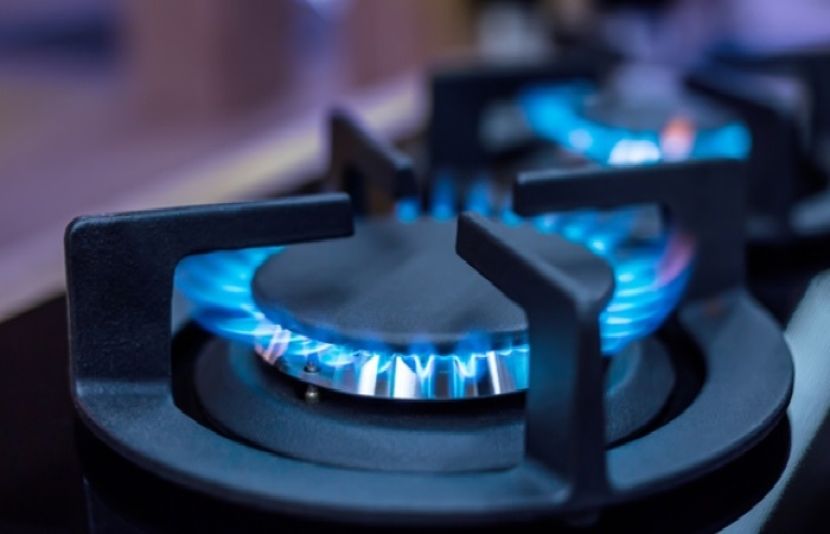حکومت نے گیس کی قیمتوں میں کمی نا کرنے کا فیصلہ کرلیا