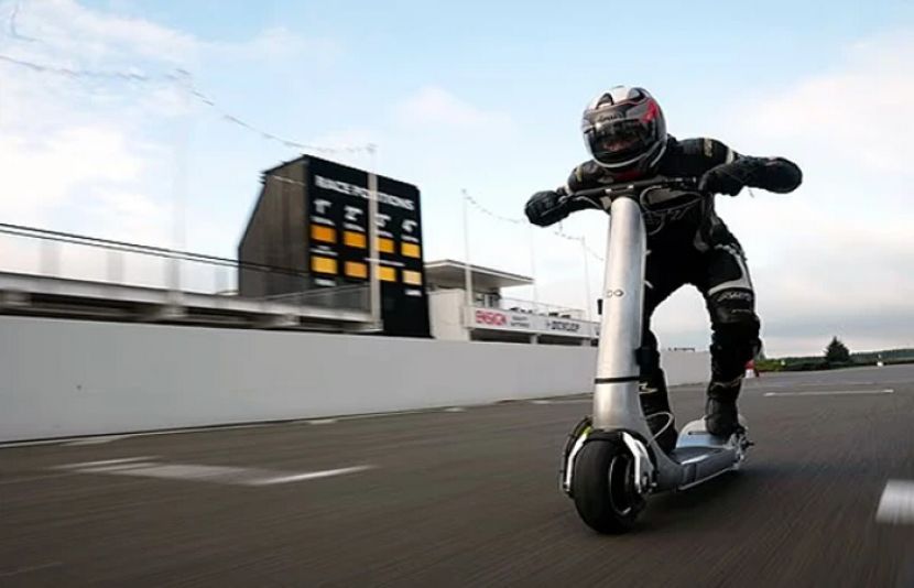ٹربو ای-اسکوٹر: نئی رفتار کی پہچان