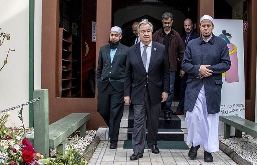 اقوام متحدہ کے سیکریٹری جنرل انتونیو گیوتیرس نے نیوزی لینڈ کی مسجد النور کا دورہ کر رہے ہیں