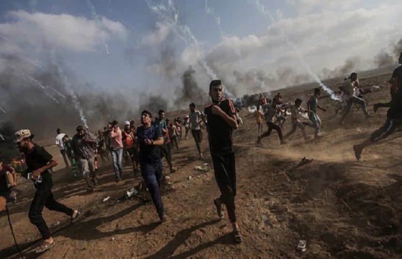 غزہ میں نہتے فلسطینیوں پر اسرائیلی فورسز کی فائرنگ اور گولہ باری
