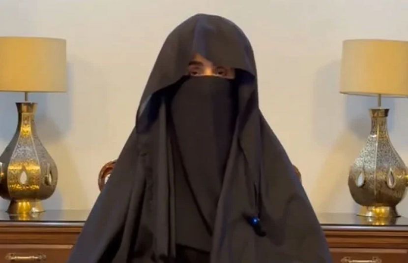 بانیٔ پی ٹی آئی کی اہلیہ بشریٰ بی بی کو اسپتال سے اڈیالہ جیل منتقل کر دیا گیا