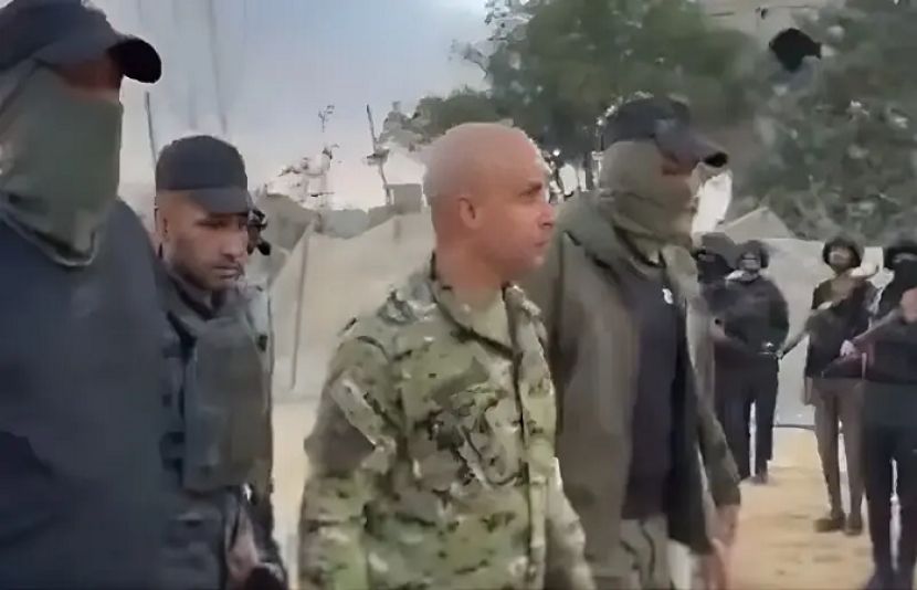 غزہ کے جنوبی علاقے میں ’القوات الشعبیہ‘ کے کمانڈر یاسر ابو شباب