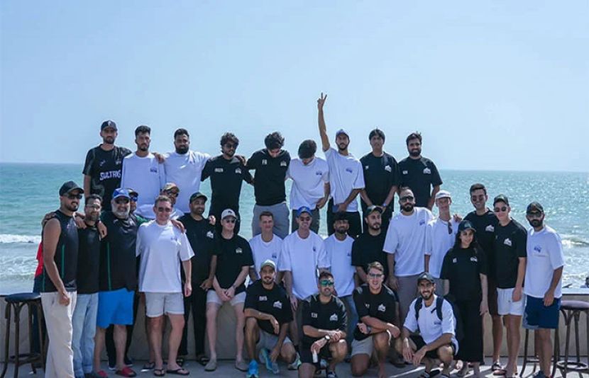 پاکستان سپر لیگ میں شریک کرکٹرز نے کراچی کے ساحل کا رخ کرلیا