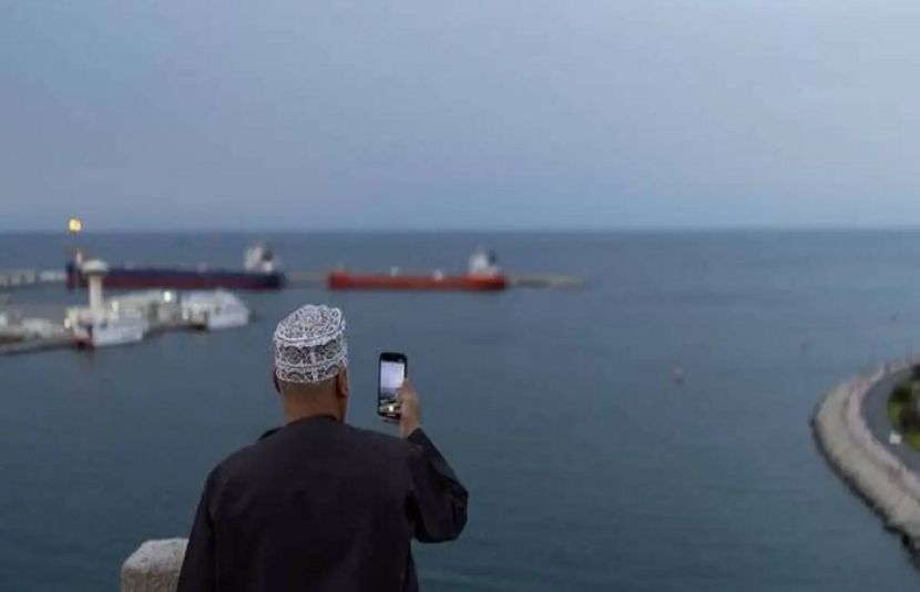 ایران کے فوجی ترجمان کی جانب سے جاری بیان میں کہا گیا ہےکہ خلیجی بندرگاہیں یا تو سب کے لیے ہوں گی یا کسی کے لیے نہیں