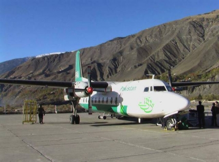 پی آئی اے کے طیارے پی کے 605 کے ٹائر میں آگ لگ گئی