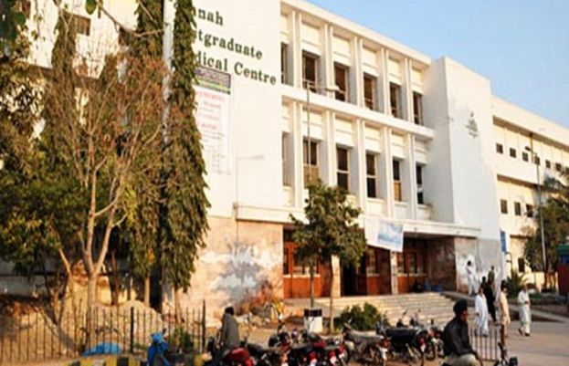 جناح اسپتال کراچی میں پانی کا شدید بحران