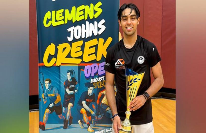 پاکستانی اسٹار اشعب عرفان