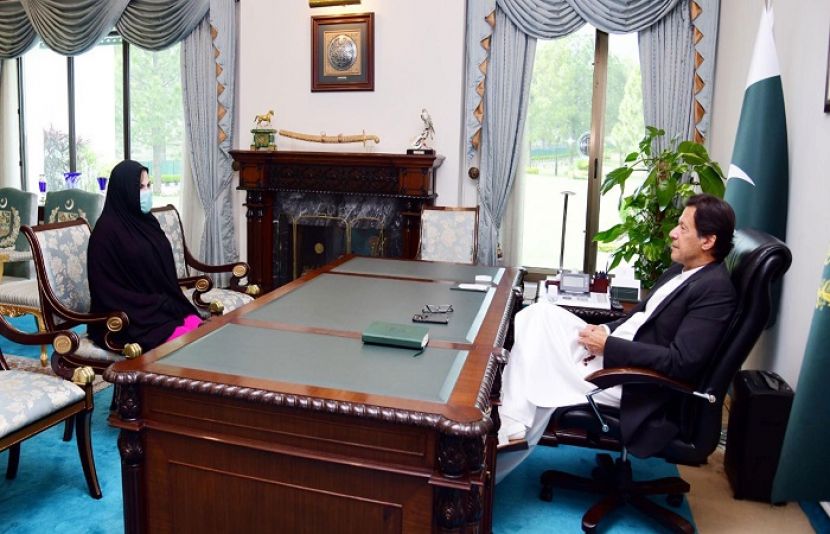 وزیر اعظم عمران خان سے مذہبی اسکالر طیبہ خانم بخاری کی ملاقات