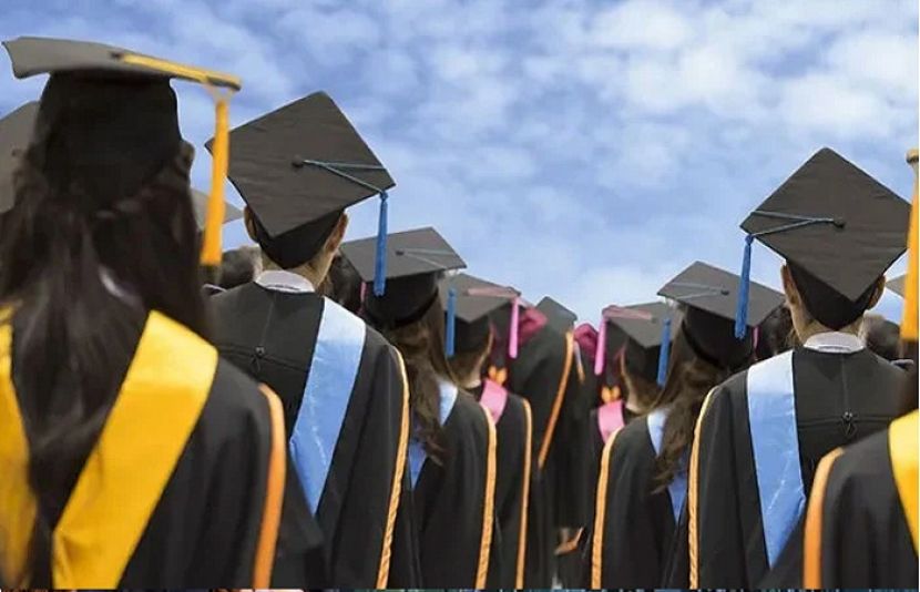 روس میں مفت اعلیٰ تعلیم