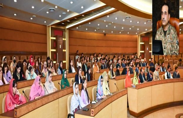 فیلڈ مارشل عاصم منیر جنرل ہیڈکوارٹرز (جی ایچ کیو) راولپنڈی میں 20ویں نیشنل ورکشاپ بلوچستان کے شرکا سے خطاب کر رہے ہیں