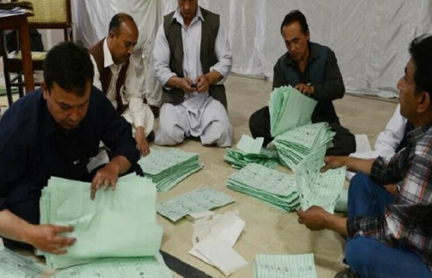آزاد کشمیر قانون ساز اسمبلی کے انتخابات کے پہلے مرحلے کی پولنگ کا وقت ختم ہوگیا