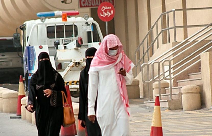 اومیکرون اور بوسٹر ڈوز، سعودی شہریوں کے لیے اہم ہدایات 