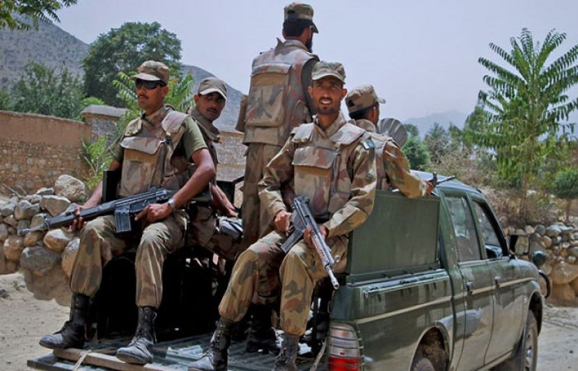بلوچستان کے ضلع چاغی کے علاقے اموری میں سیکورٹی فورسز نے کامیاب آپریشن کر کے 4 مغوی ایرانی فوجیوں کو بازیاب کرالیا۔