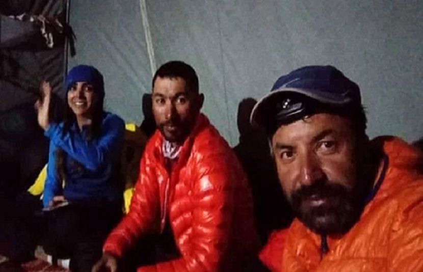 کے ٹو پر پیش قدمی جاری