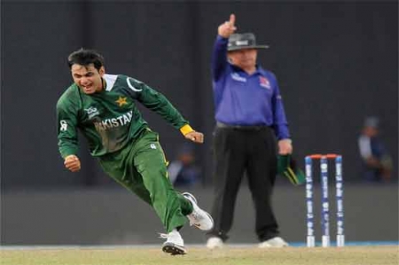 پاکستانی بائولرز نے ٹیم کو فتح دلا دی, آسٹریلیا کو 32 رنز سے شکست